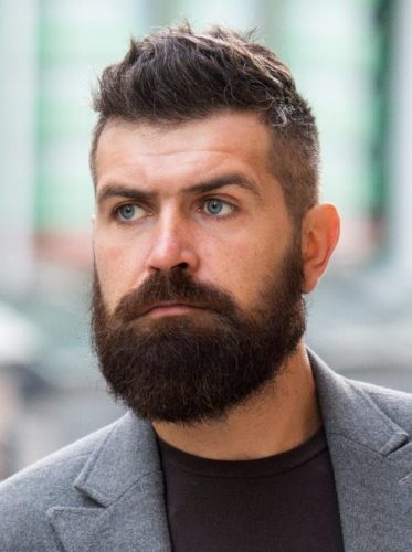 Explore ’s Top 17 Short Hairstyles for Men: From Sleek Fades to Curly Trends