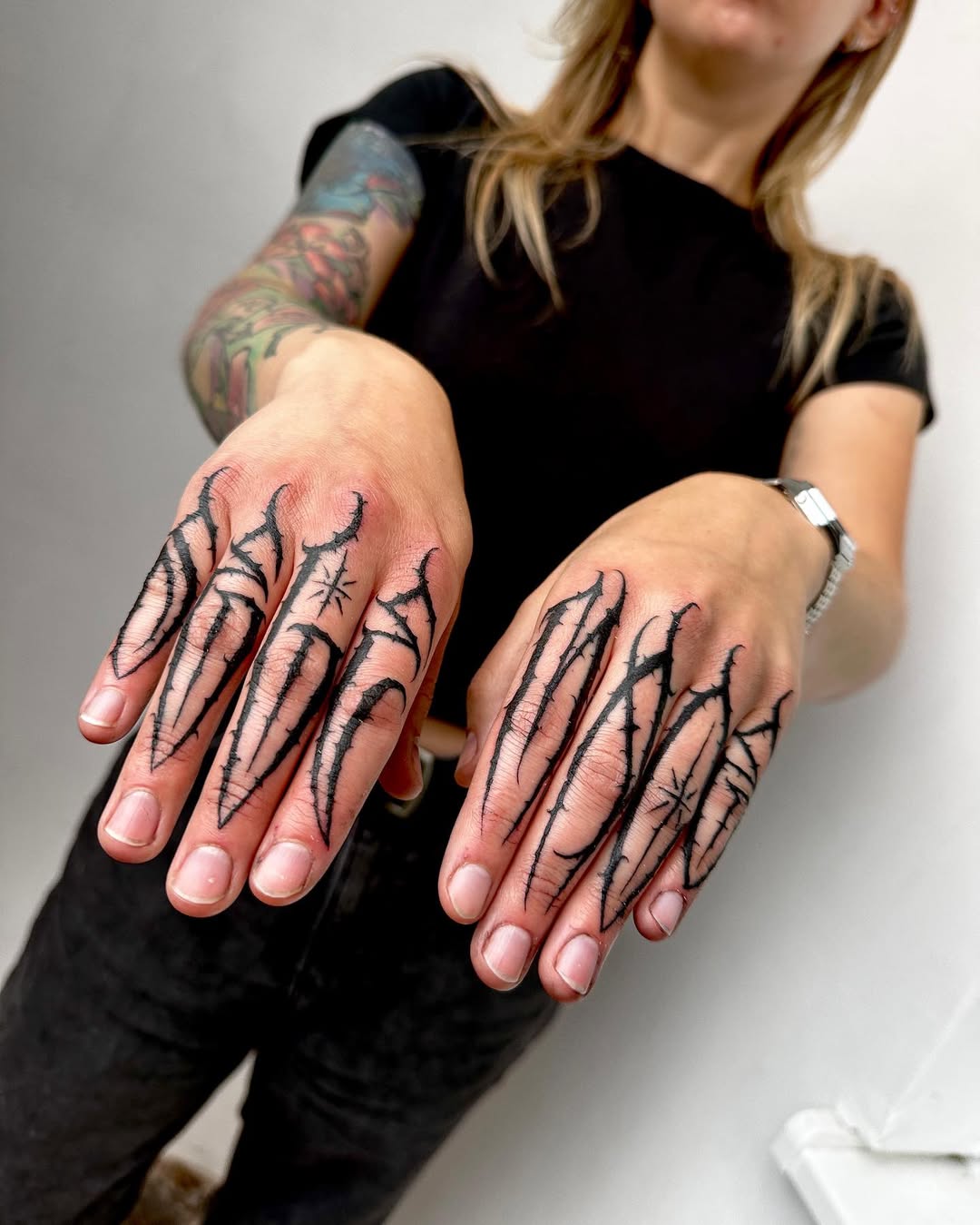 28 Alternatives Symbol Tattoo Ideas, Lettering Tattoo Ideas and Minimalistic Finger Tattoo Ideas