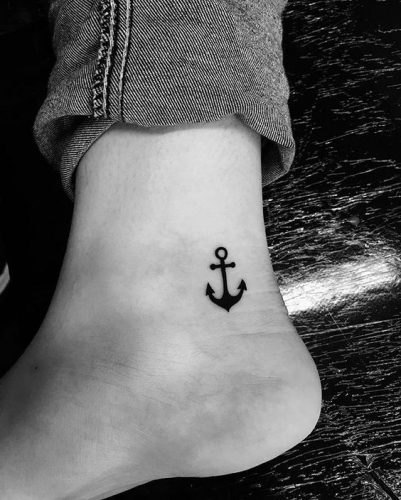 22 Minimalist Christian Tattoo Ideas