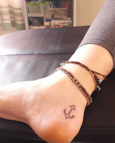 22 Small Foot Tattoos for Women Ideas: Elegant and Chic Foot Ink