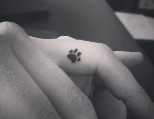 15 Simple Dog Tattoo Ideas