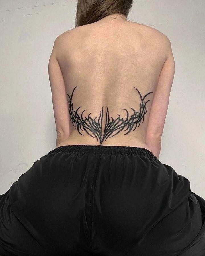 Find Out More on 29 Tramp Stamp Tattoo Ideas : Cute, Dainty, Gothic & Y2K Lower Back Designs