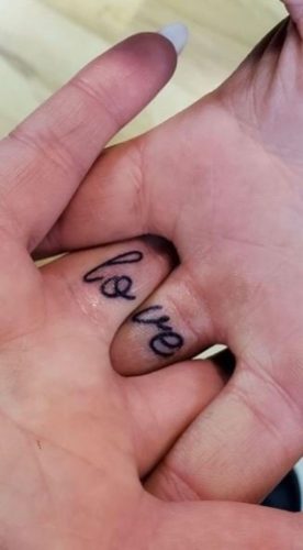 15 Love Couple Tattoo Designs