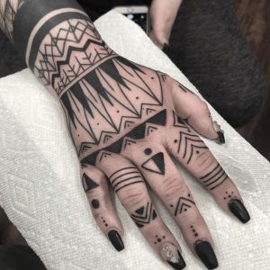 Hand Tattoos for Women 19 ideas