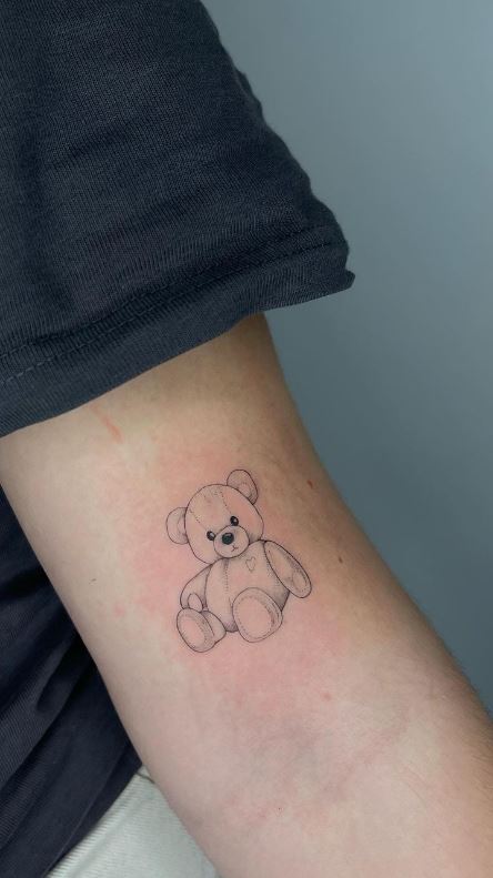 30 Bear Tattoo Ideas : Grizzly, Polar, Teddy & Realistic Bear Tattoos for Men and Women