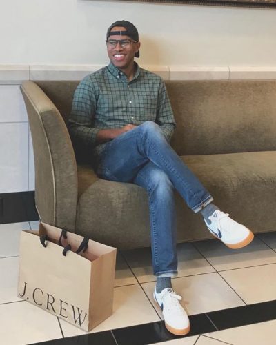 ’s Ultimate Guide: 18 Stylish Men’s Sneakers and Jeans Outfits | Fashion Forward Trends