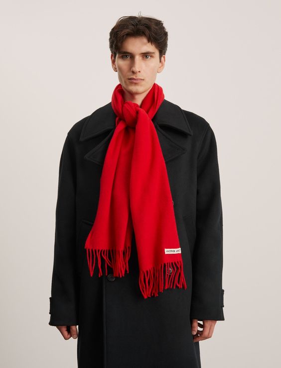 Elevate Your Style: Discover 20 Chic Men’s Outfits with Scarves for – Trendy and Timeless Looks