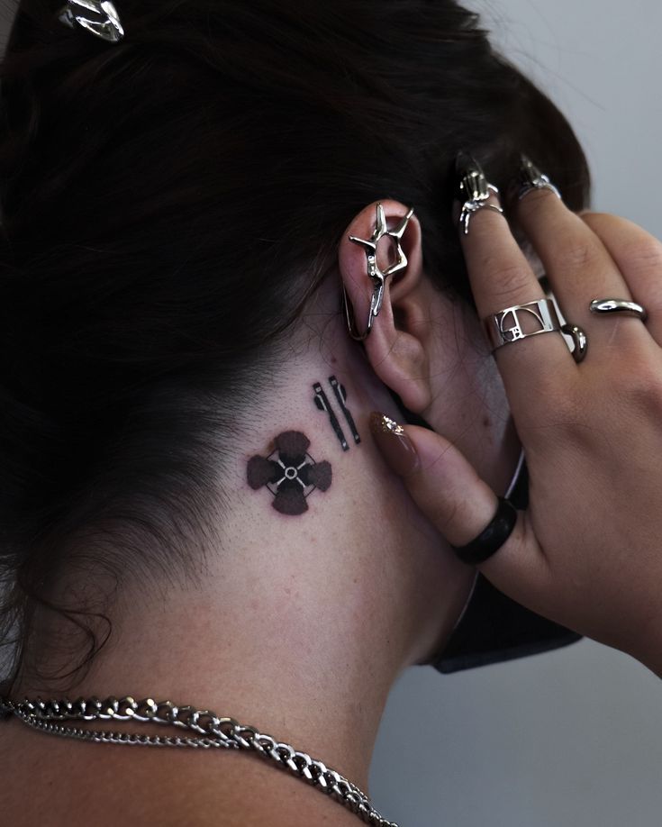 30 Cyberpunk Tattoo Ideas with Arm, Sleeve, Hand, and Back Designs