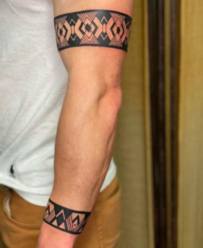 Symbolic Armband Tattoos: 17 Ideas for Men