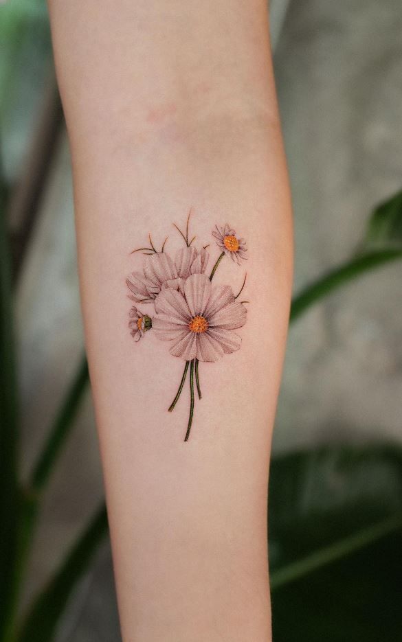 25 Daisy Tattoo Ideas with Fine Line, Watercolor, Minimalist, Stencil, Traditional & Dainty Designs