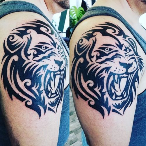 21 Shoulder Lion Tattoo: Showcase Power and Beauty