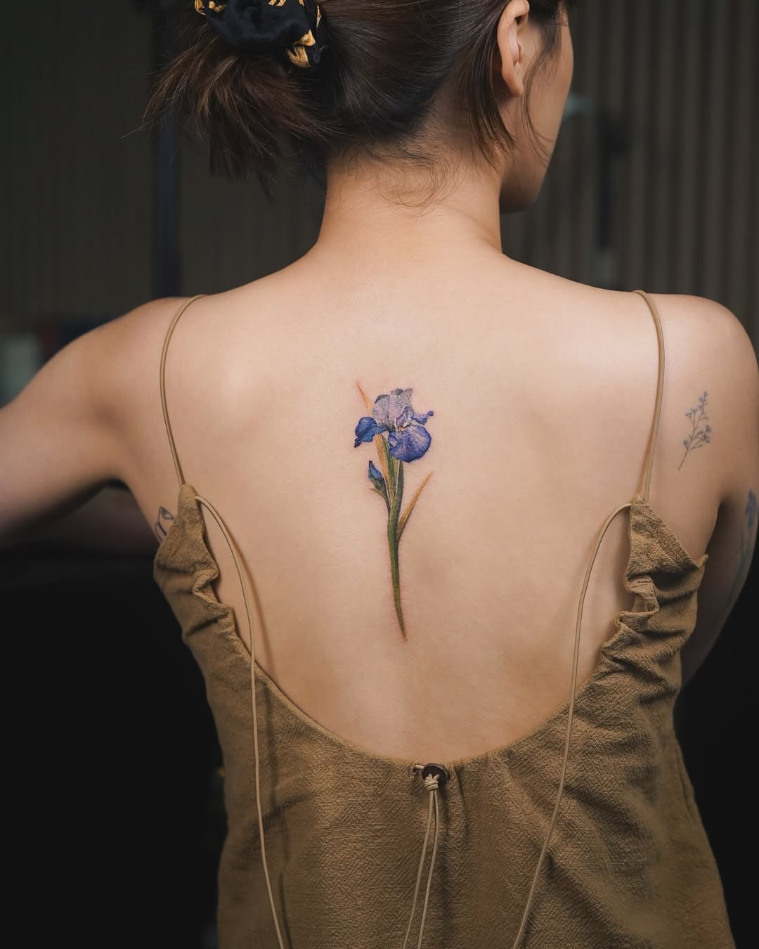 26 January Birth Flower Tattoo Ideas: Stunning Carnation and Snowdrop Designs