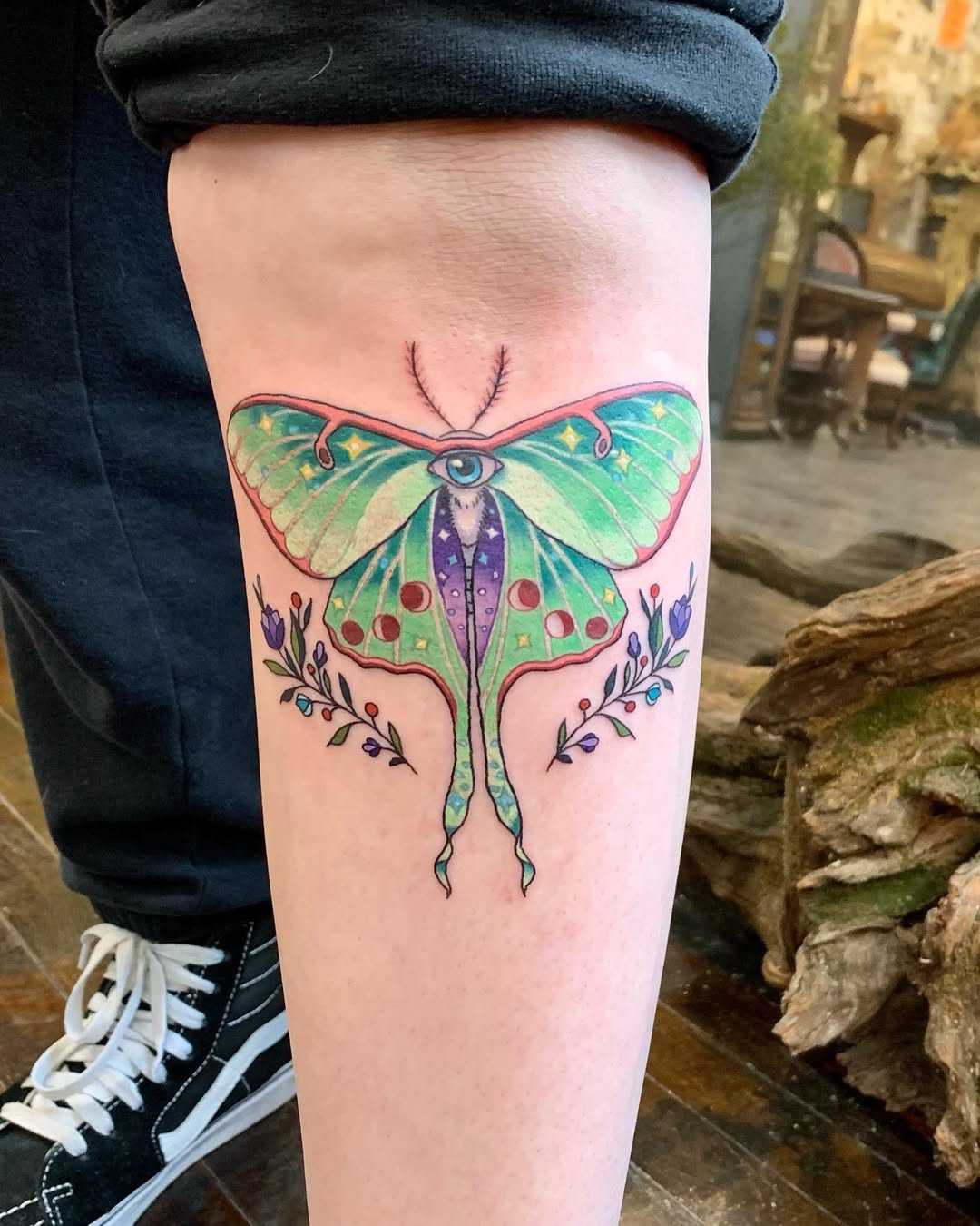 28 Moon Phases Tattoo Ideas Full of Symbolism and Style