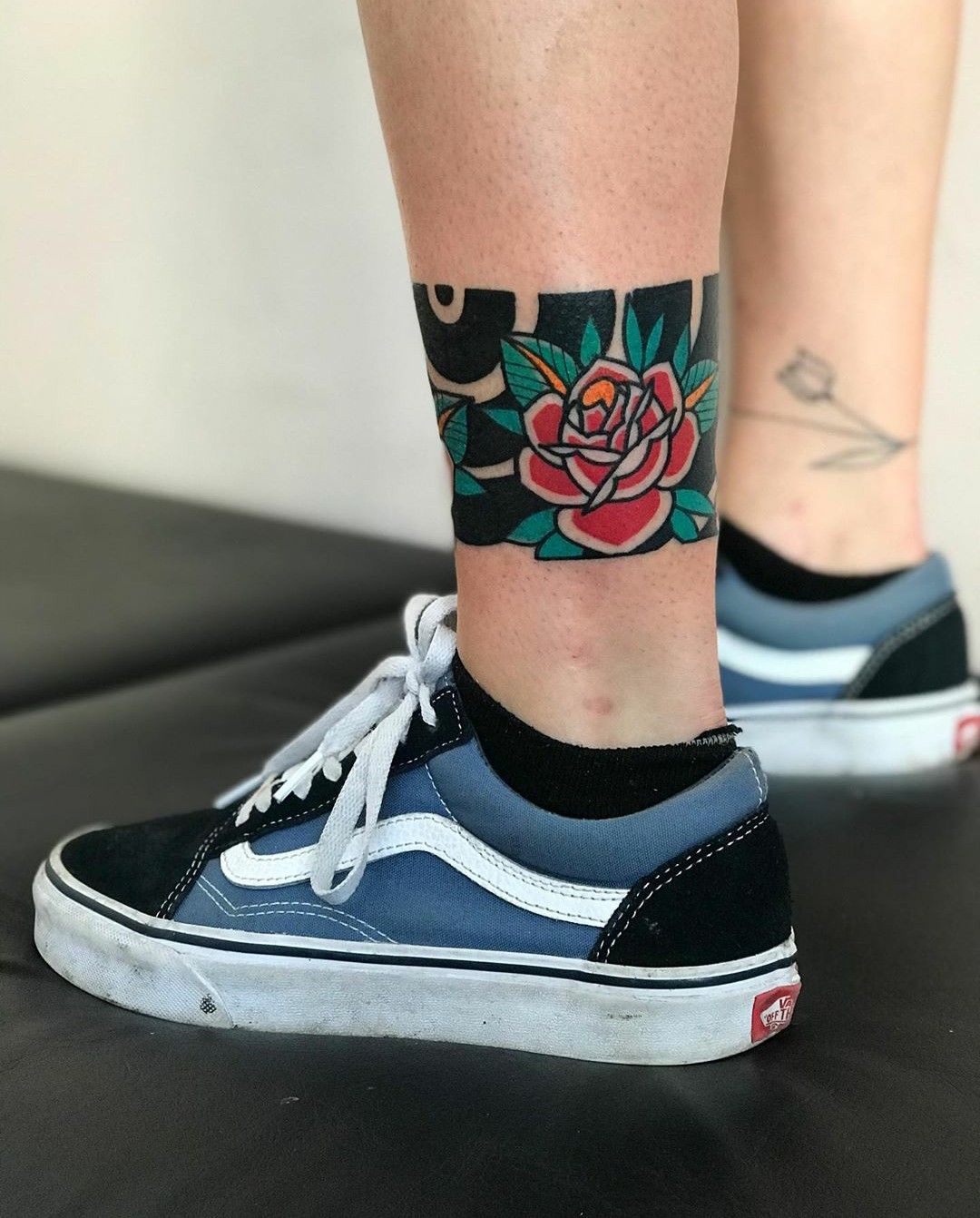 25 Band Tattoo Ideas : Bold Designs for Men and Women, Traditional and Modern Stencil Styles