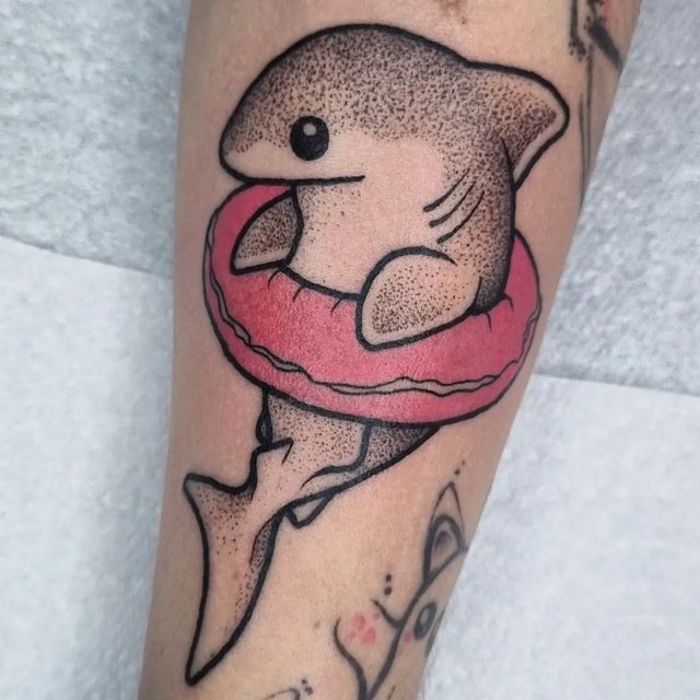27 Shark Tattoo Ideas for Men & Women: Cute, Minimal, Traditional, Japanese Styles