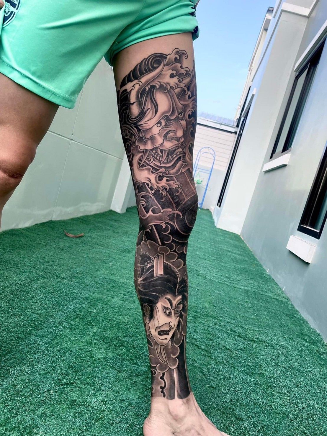 27 Mens Thigh Tattoo Ideas: how to choose art that actually suits your life