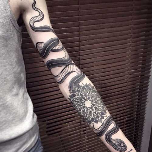 20 Unveiling the Snake Tattoo Sleeve