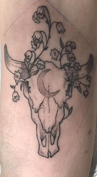 26 Bull Tattoo Ideas Powerful Designs for Men and Feminine Taurus Zodiac Styles
