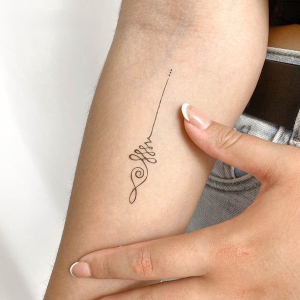 26 Unalome Tattoo Ideas with Lotus, Om and Spiritual Meaning Symbols