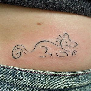 25 Simple Cat Tattoo Ideas