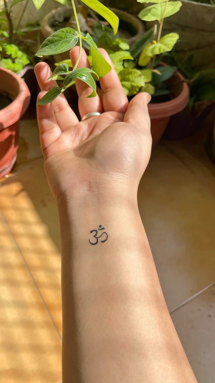 30 Om Tattoo Ideas: Minimal, Sacred & Infinitely Personal