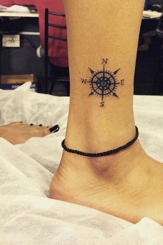 18 Trendy Ankle Tattoo Ideas for Women