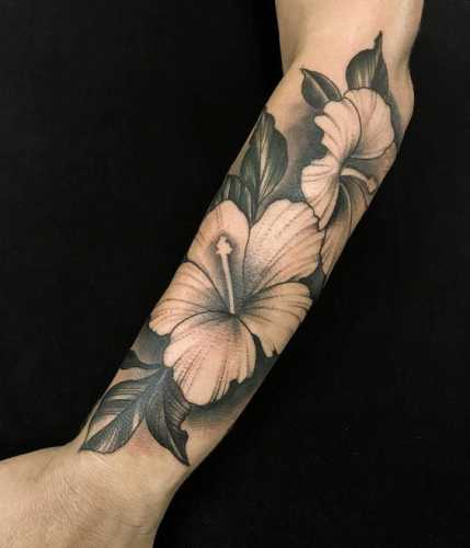 26 Hibiscus Flower Tattoo Ideas