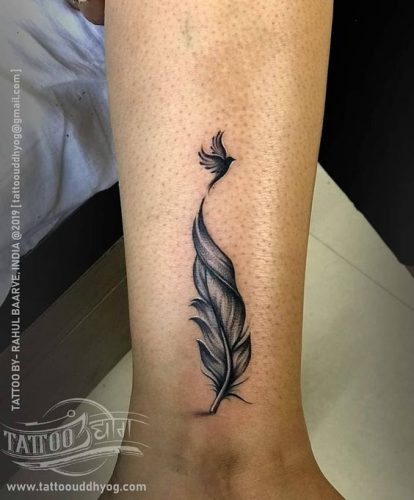 Explore Vibrant Feather Tattoo Ideas: Designs for Men and Women with Artistic and Cultural Significance