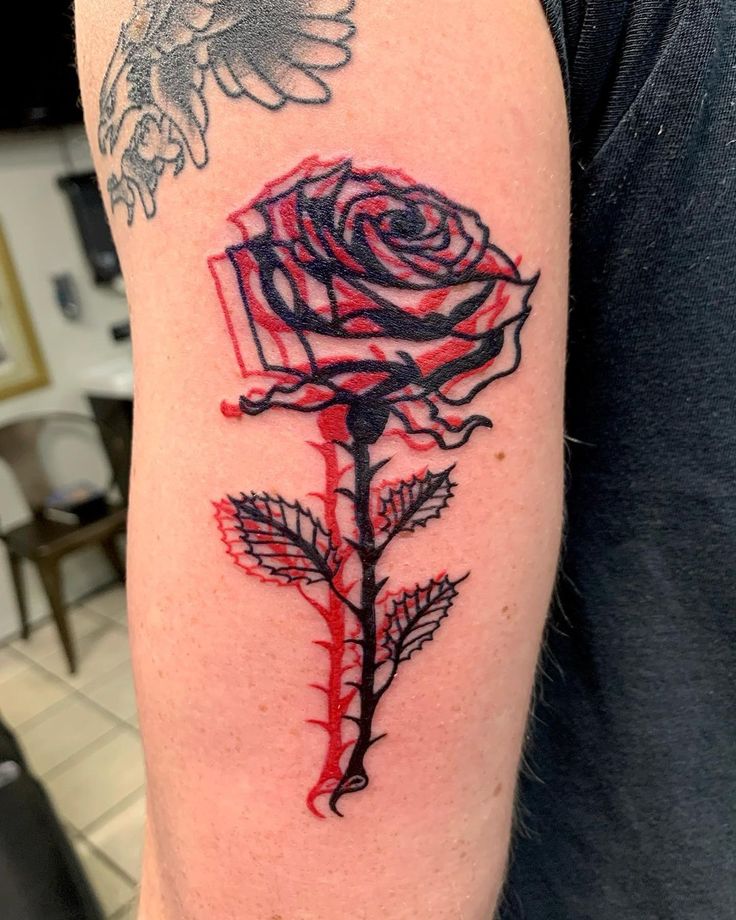 25 Unique Rose Tattoo Ideas for Men and Women with Traditional, Realistic, and Fine Line Design