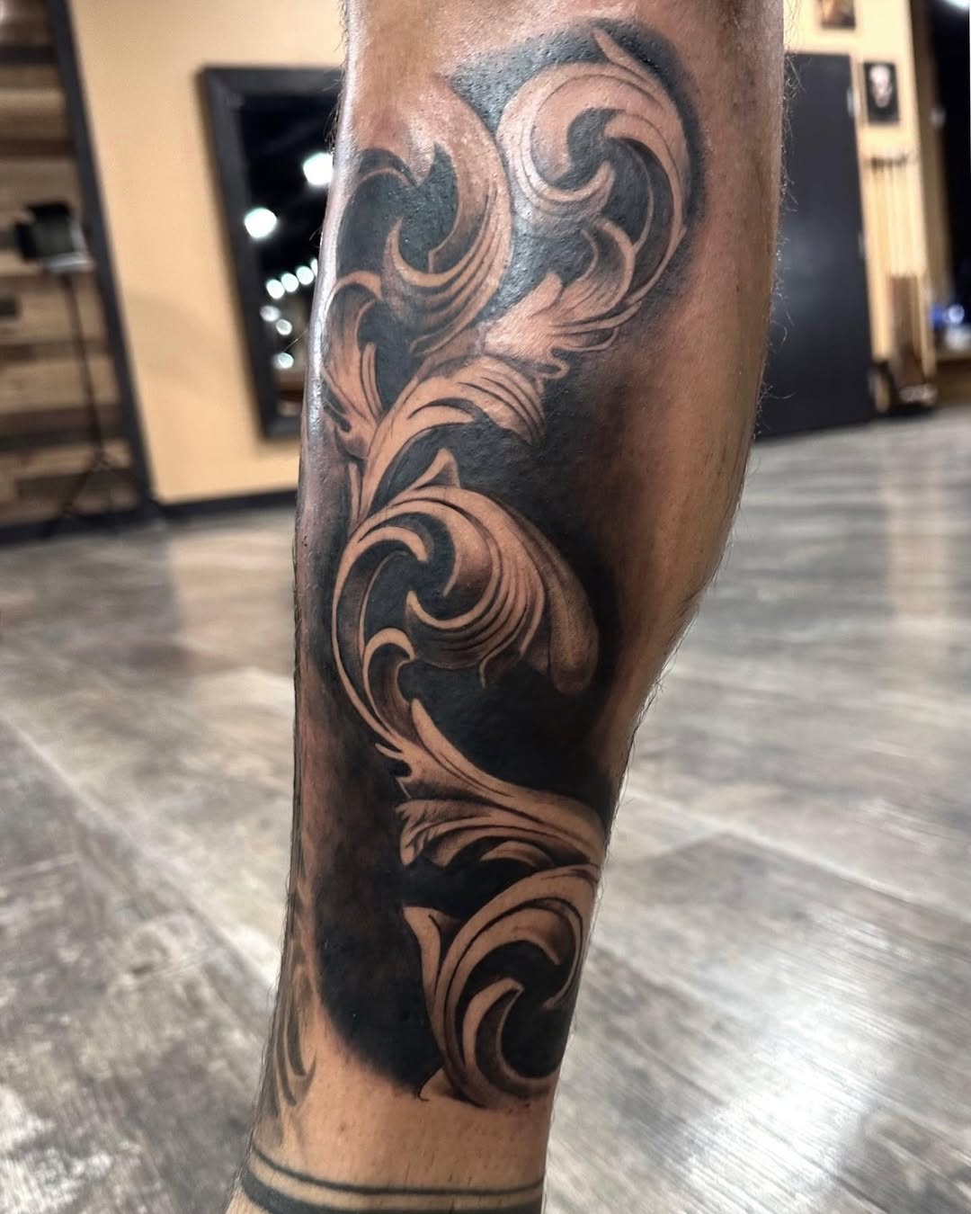 27 Filigree Tattoo Ideas: Baroque Scrollwork That Moves With the Body