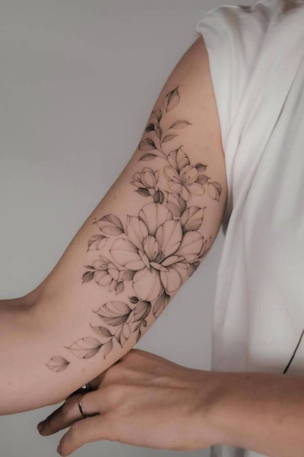 31 Magnolia Tattoo Ideas: Elegant Florals With Personality