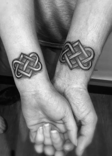 15 Love Couple Tattoo Designs