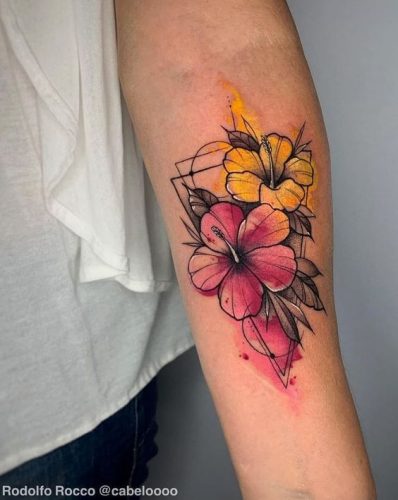 Discover 18 Stunning Hibiscus Tattoo Designs for Women – Bold, Beautiful & Trendy in