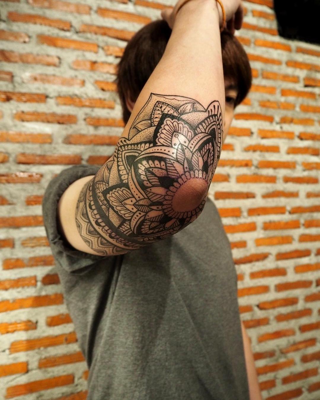 30 Elbow Tattoo Ideas: Designs That Move With You in