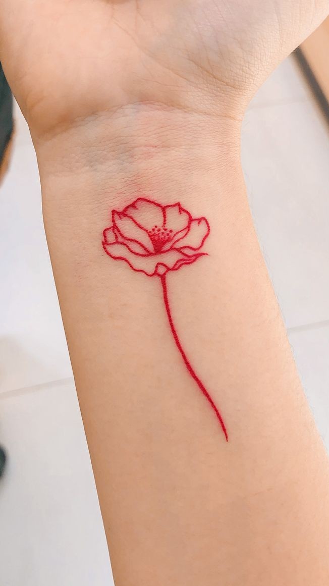 28 Poppy Tattoo Ideas for Women & Men Fine Line, Traditional, Minimalist & Bold Red Floral Designs