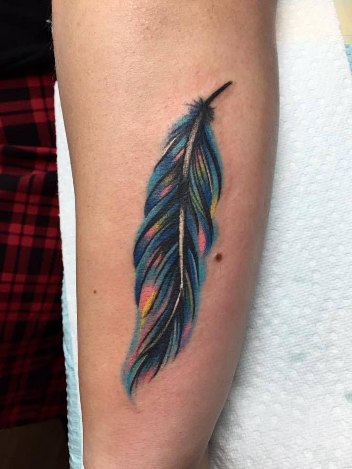 28 Feather Tattoo Ideas : Fine Line, Mandala, Native American, Black, Simple & Meaningful Designs