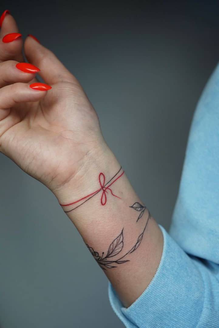 25 Tiny Tattoo Ideas with Meaning for : Strength, Family, Friends, Matching Couple Ink