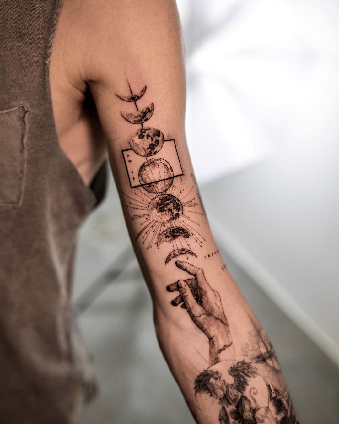 28 Moon Phases Tattoo Ideas Full of Symbolism and Style