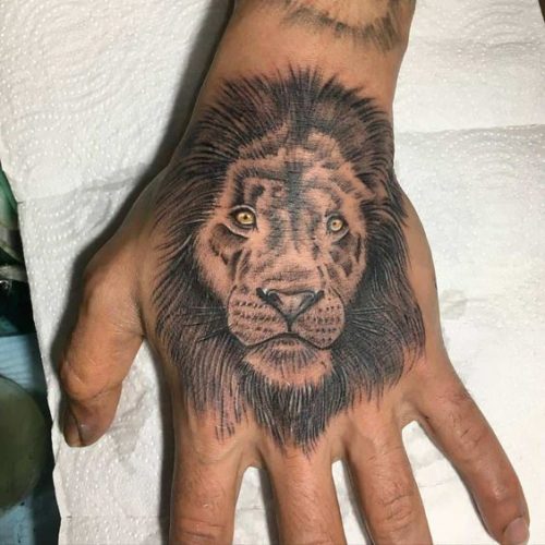 17 Lion Tattoo on Hand: Bold and Powerful Design Ideas