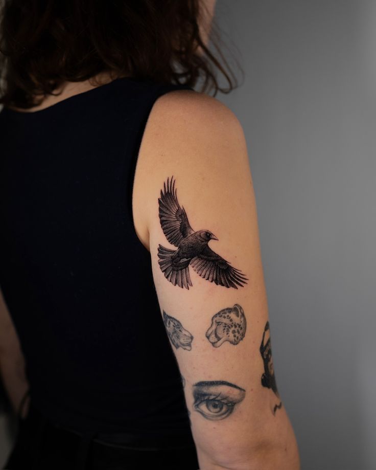 28 Unique Crow Tattoo Ideas Blackwork, Traditional, Flying, Viking, Sleeve, and Minimalist Designs
