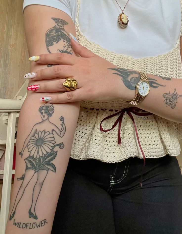 29 Wildflower Tattoo Ideas: Dainty Fine Line, Arm Sleeves, Ankle Wraps, Minimalist Shoulder Designs