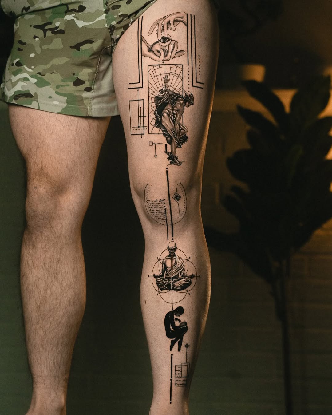 27 Mens Thigh Tattoo Ideas: how to choose art that actually suits your life