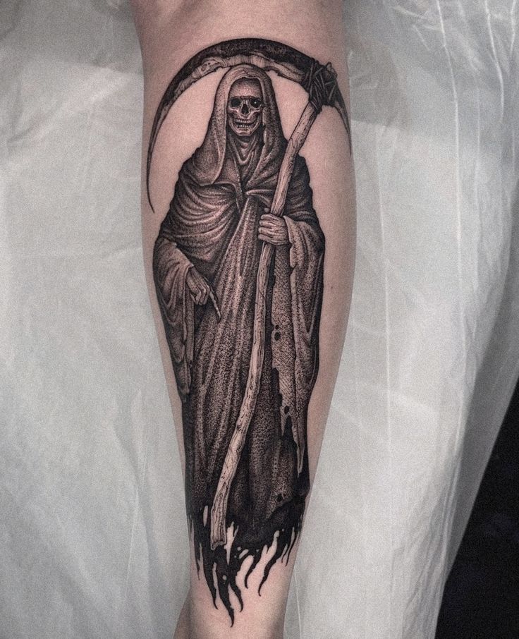 19 Ideas for Santa Muerte Tattoos: A Deep Dive into Symbolism and Style