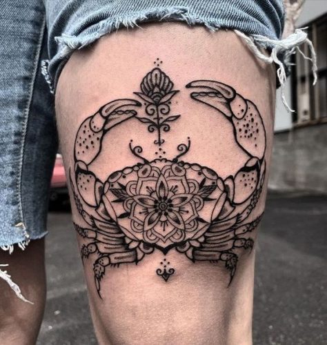 Explore 20 Unique Crab Tattoo Ideas for Women in – Discover Feminine Designs That Symbolize Zodiac Elegance