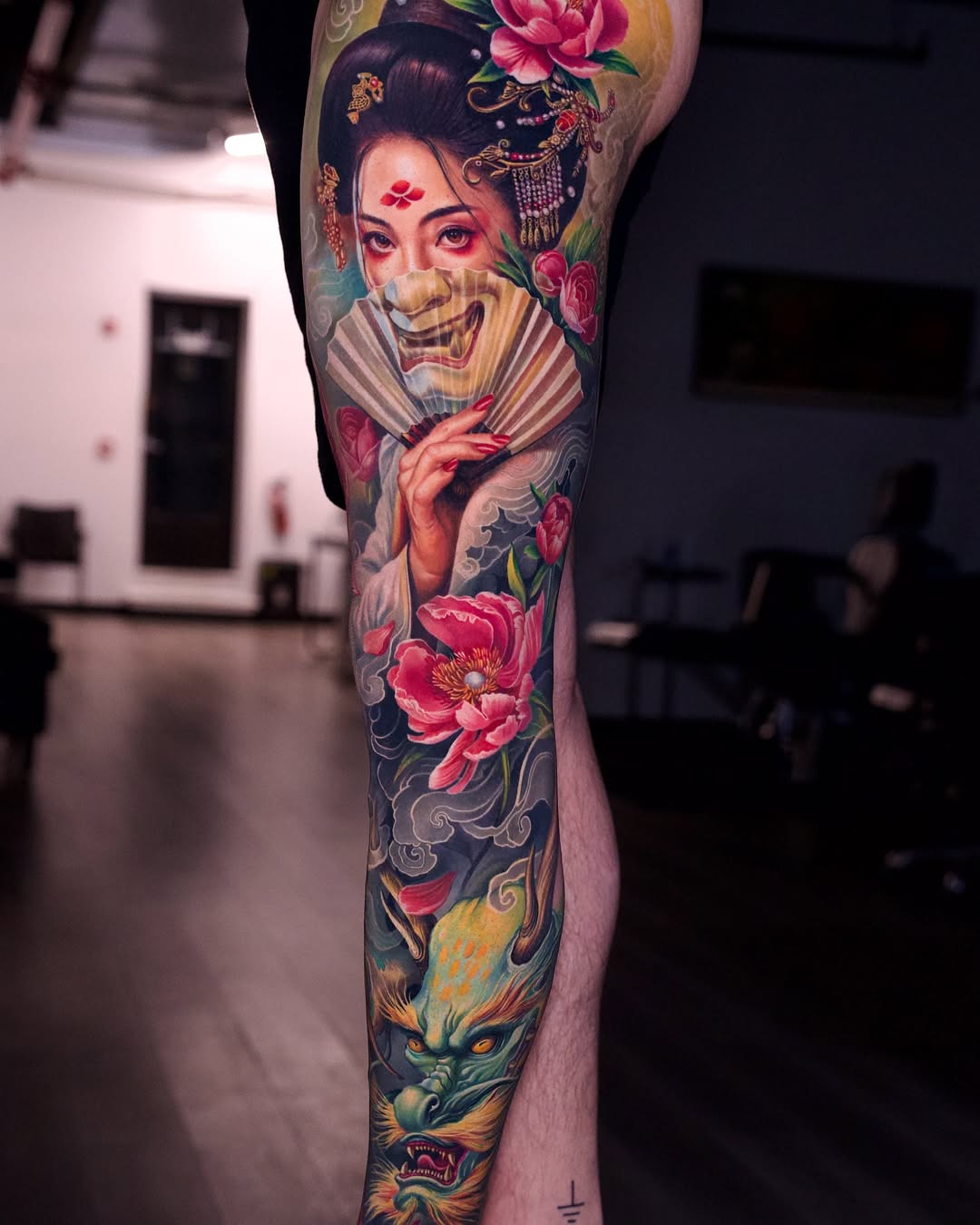 28 Full Sleeve Tattoo Ideas for Women & Men Japanese, Fine Line & Colorful Design Inspiration