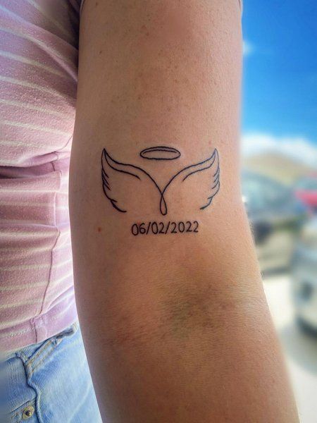 Wings Tattoo 28 Ideas: Stunning Angel, Phoenix, Icarus, Back, Arm & Chest Designs