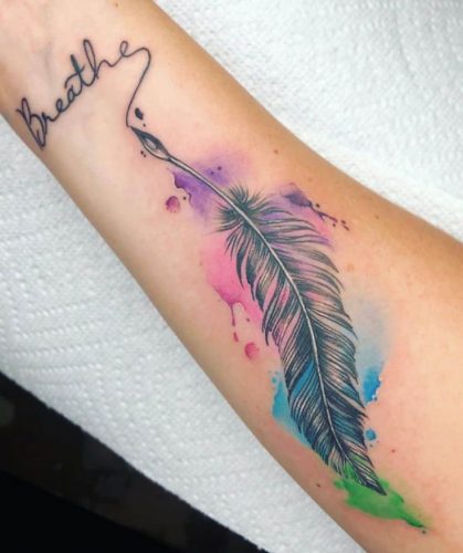 Explore Vibrant Feather Tattoo Ideas: Designs for Men and Women with Artistic and Cultural Significance