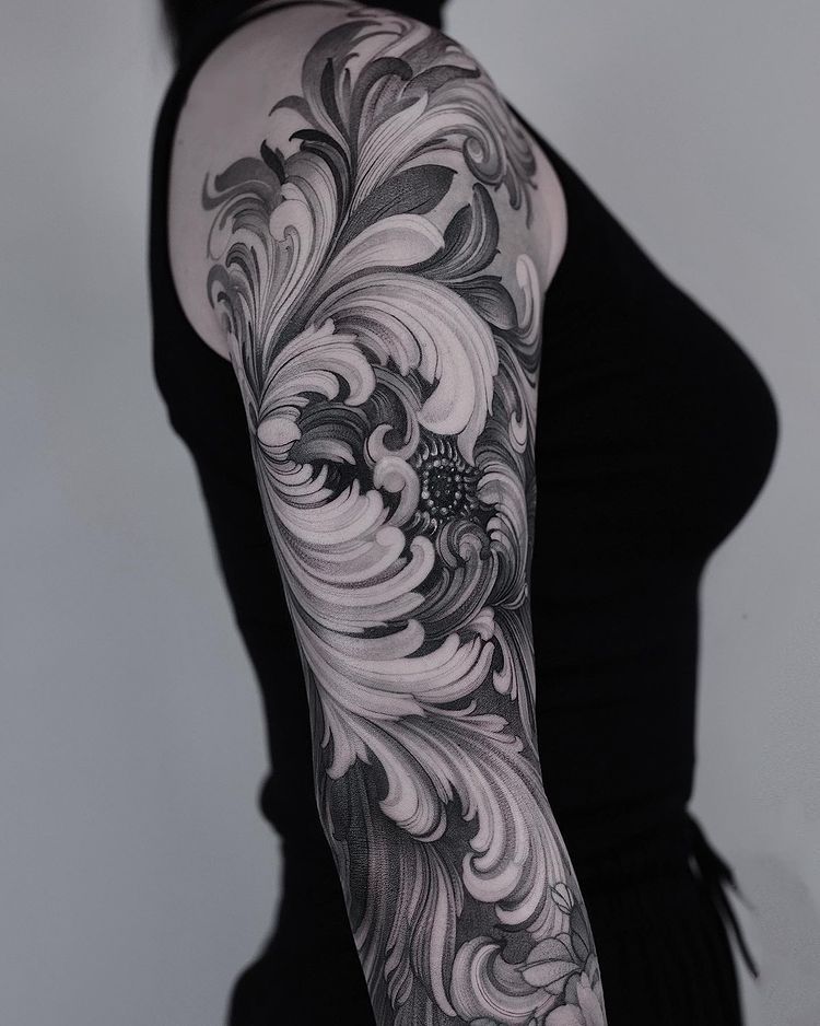 27 Filigree Tattoo Ideas: Baroque Scrollwork That Moves With the Body