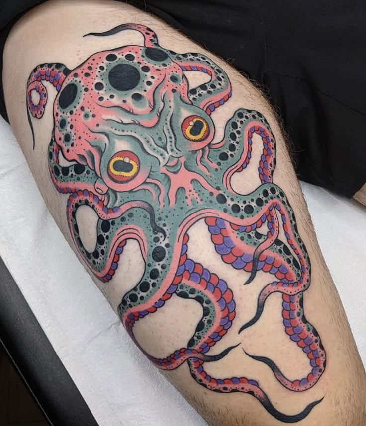 27 Octopus Tattoo Ideas for Men & Women Realistic, Sleeve, Leg, Shoulder & Tiny Octopus Designs
