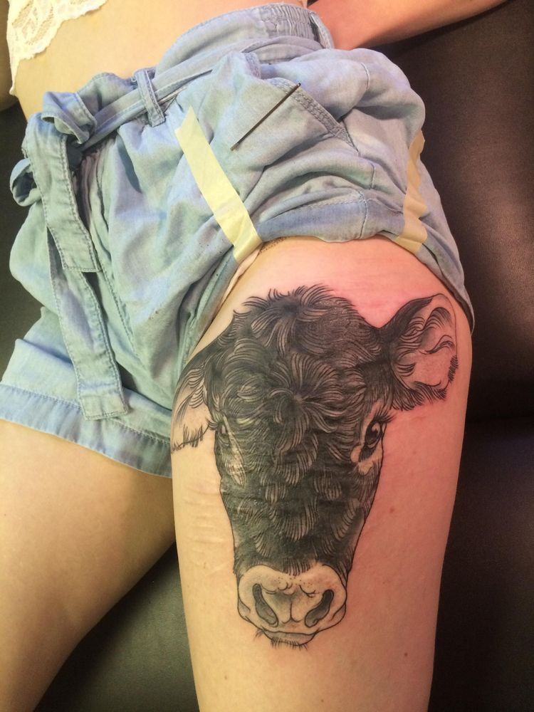 26 Bull Tattoo Ideas Powerful Designs for Men and Feminine Taurus Zodiac Styles